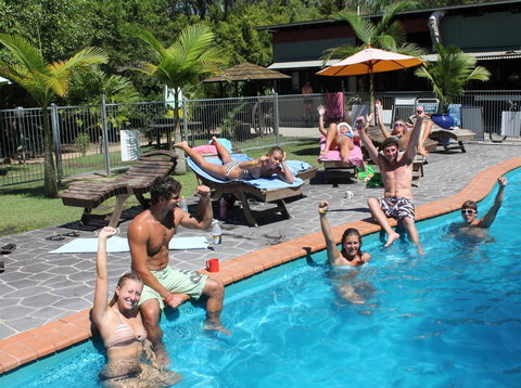 1770 Southern Cross Travellers Retreat - Taree Accommodation 7