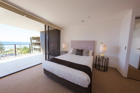 Ambience On Burleigh Beach - Taree Accommodation 15