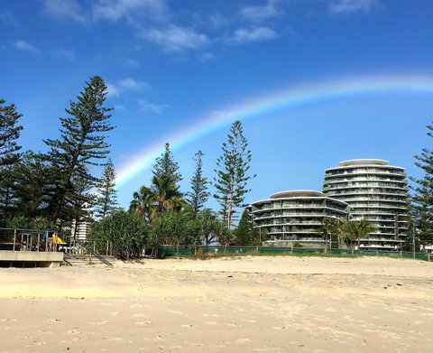Ambience On Burleigh Beach - Taree Accommodation 4
