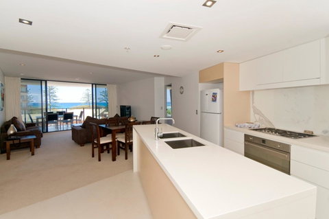 Ambience On Burleigh Beach - Taree Accommodation 24