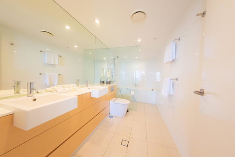 Ambience On Burleigh Beach - Taree Accommodation 29