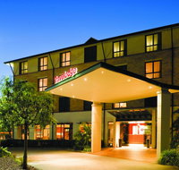 Travelodge Hotel Garden City Brisbane - Taree Accommodation