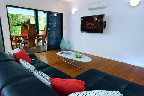 Misty Mountains Rainforest Retreat - Taree Accommodation 10