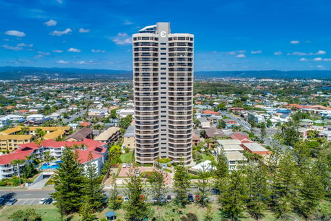 Burleigh Esplanade Apartments - Taree Accommodation 13