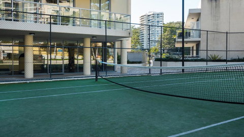 Swell Resort Burleigh Heads - Taree Accommodation 33