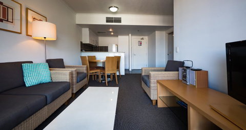 Swell Resort Burleigh Heads - Taree Accommodation 43