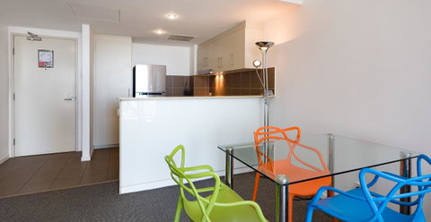 Swell Resort Burleigh Heads - Taree Accommodation 5