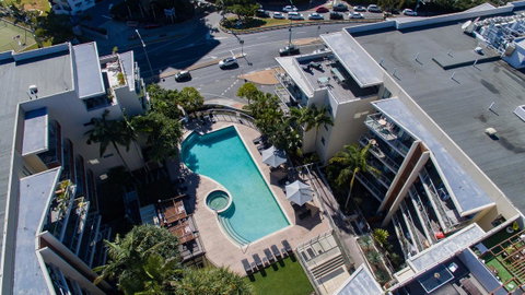 Swell Resort Burleigh Heads - Taree Accommodation 19