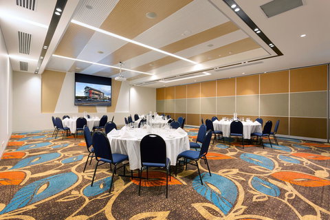 Calamvale Hotel Suites And Conference Centre - Taree Accommodation 7