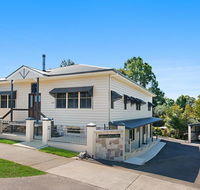 The Guesthouse Maleny - Taree Accommodation