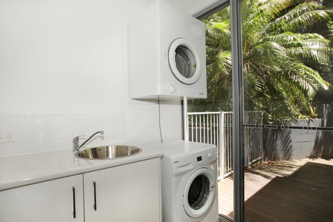 224 Centenary Heights Road Coolum Beach, 500 Dollar Bond, Linen Included - Taree Accommodation 14