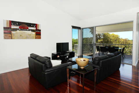 224 Centenary Heights Road Coolum Beach, 500 Dollar Bond, Linen Included - Taree Accommodation 5