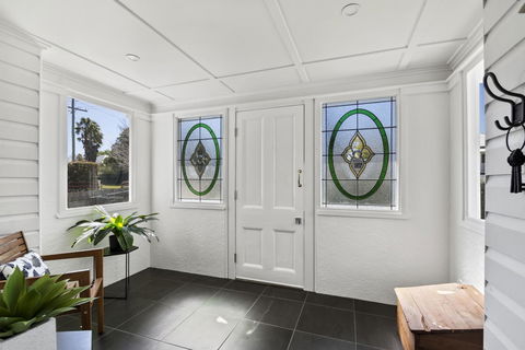 The Lighthouse - Taree Accommodation 17