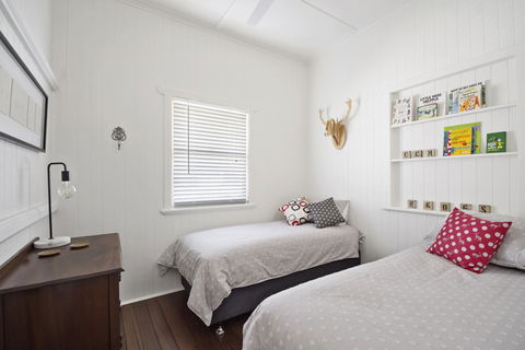 The Lighthouse - Taree Accommodation 5