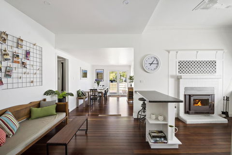 The Lighthouse - Taree Accommodation 7