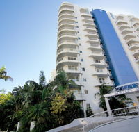 Surfers Mayfair - Taree Accommodation