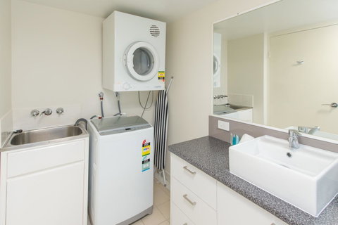 Miami Beachside Holiday Apartments - Taree Accommodation 23