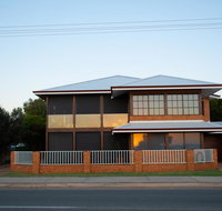 Waterside House Kalbarri - Taree Accommodation