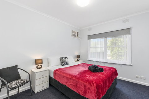 Wattle Grove Villa - Taree Accommodation 1