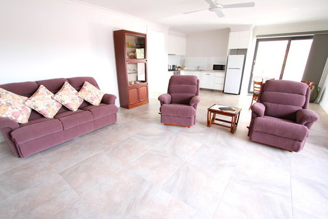 Wentworth Wharf B&B - Taree Accommodation 2