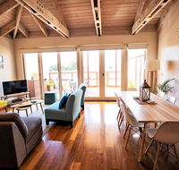 WHARF COTTAGE - Taree Accommodation