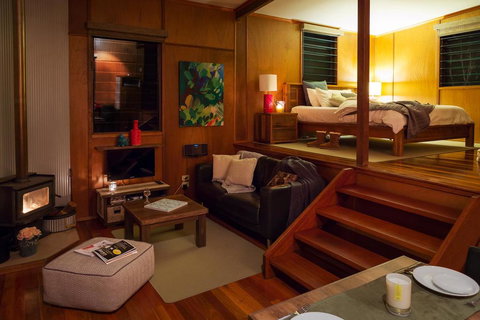 Whispering Valley Cottage Retreat - Taree Accommodation 2