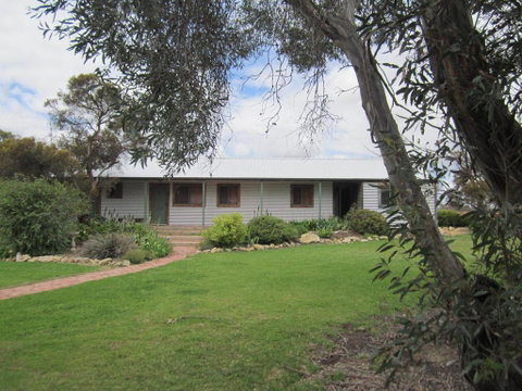 Willalooka Tavern - Taree Accommodation 1