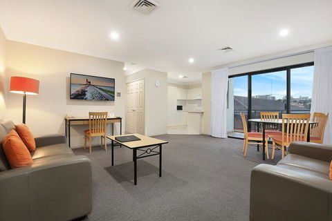 Wollongong Serviced Apartments - Taree Accommodation 3
