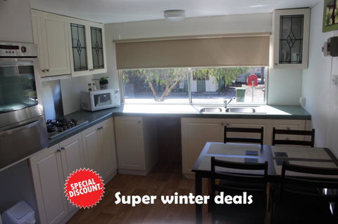 Wonky Stables Holiday Park - Taree Accommodation 0