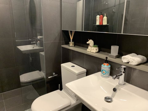 Xu's Residence@888 Collins St - Taree Accommodation 2
