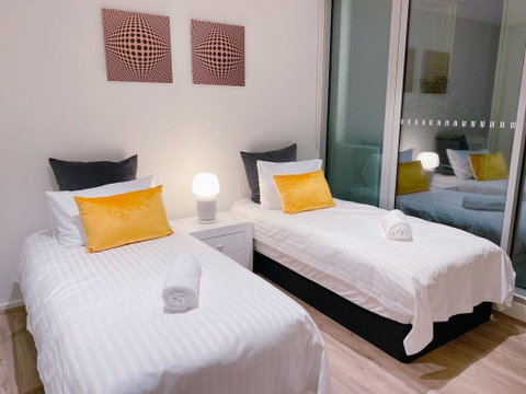 Xu's Residence@888 Collins St - Taree Accommodation 3