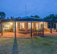 Yallingup Pet Friendly Bush Retreat - Taree Accommodation