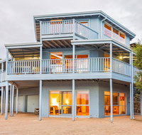 Yallingup's best located beach house - Taree Accommodation