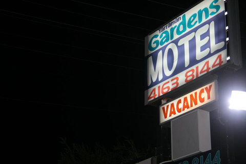 Yarraman Gardens Motel Queensland - Taree Accommodation 0