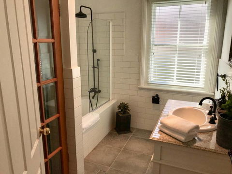 YSG The Edward Townhouse 153 - Walk To Town - Taree Accommodation 2