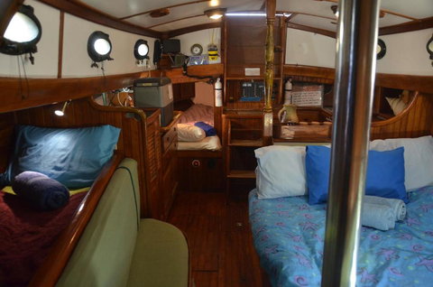 A Boat In The Grampians - Taree Accommodation 3