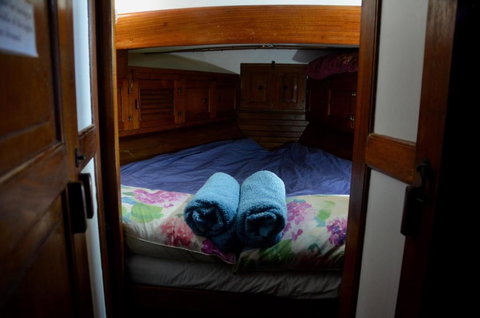 A Boat In The Grampians - Taree Accommodation 2