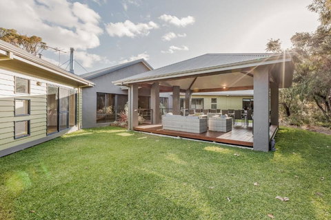 A Bush Utopia - Taree Accommodation 1