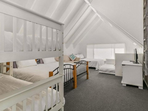 A La Plage - Taree Accommodation 1