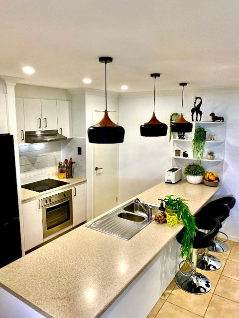 A Peaceful Private Home Away From Home In Pacific Pines - Taree Accommodation 0