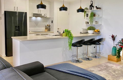 A Peaceful Private Home Away From Home In Pacific Pines - Taree Accommodation 2