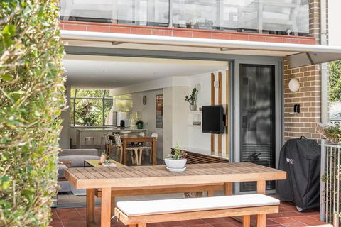 A Perfect Stay - 1 James Cook Apartments - Taree Accommodation 2