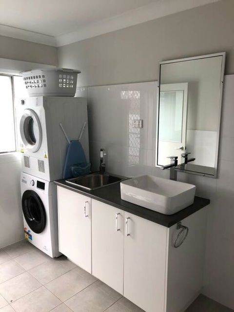 A Prince On Clinton - Taree Accommodation 1