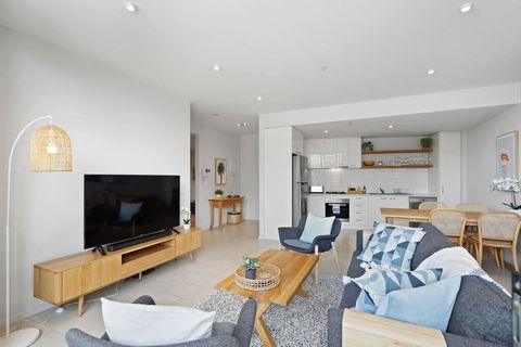 A River-side 2bdm Footscray Oasis + Parking - Taree Accommodation 1