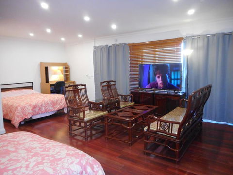 A Spacious Holiday Suite - Taree Accommodation 3