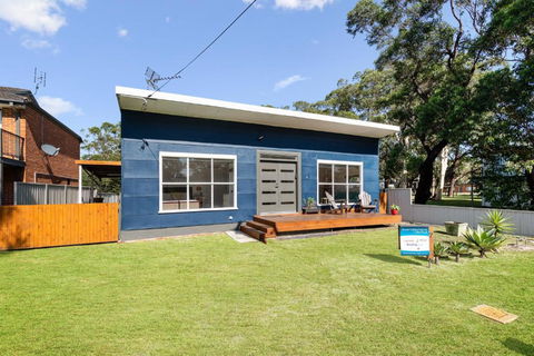 Abode Callala Beach Jervis Bay - 100m To Beach! - Taree Accommodation 0