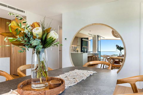 Absolute Beachfront Luxury Apartment - Taree Accommodation 4
