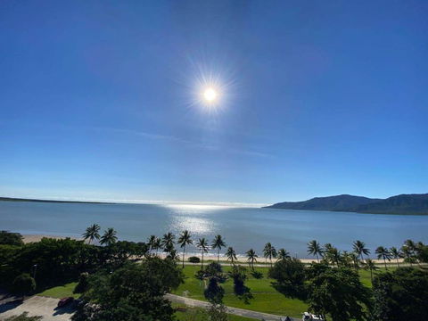 Acacia Court Hotel - Taree Accommodation 0