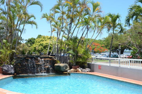 Acacia Court Hotel - Taree Accommodation 1