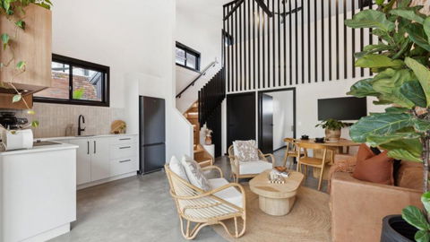 Accessible With Style! Sleeps 4, Pet - Friendly - Taree Accommodation 1